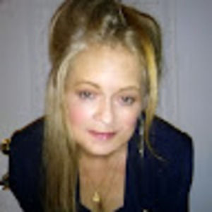 Meet your Posher, Connie